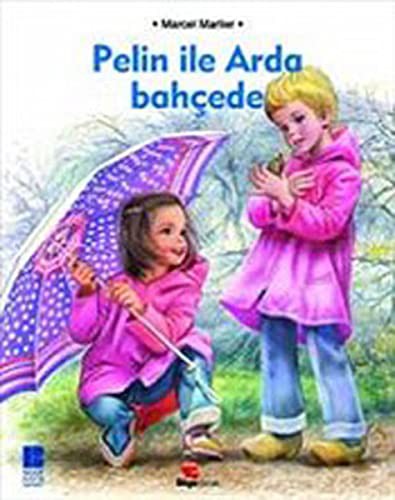 Pelin ile Arda Bahcede