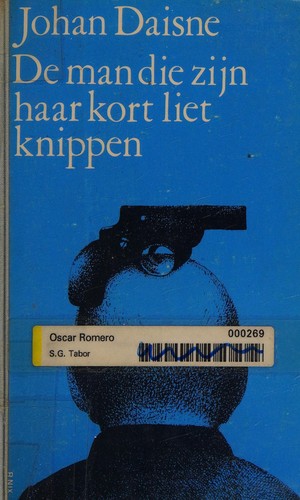 De man die zijn haar kort liet knippen