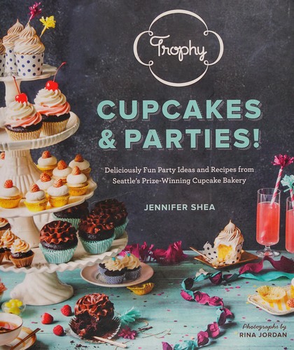 Trophy cupcakes & parties