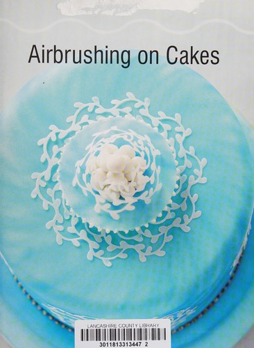 Airbrushing on Cakes