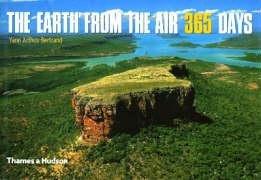 The earth from the air 366 days