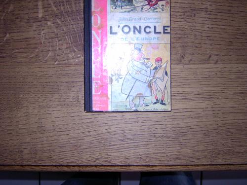 "L' oncle de l'Europe" devant l'objectif caricatural