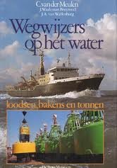 Wegwijzers op het water