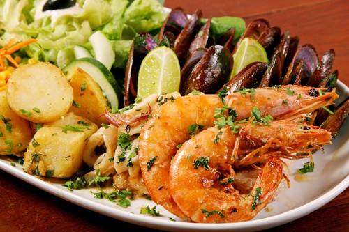 Seafood cookery in North Carolina