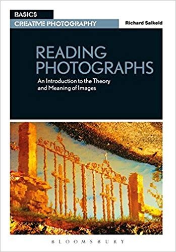 Reading photographs